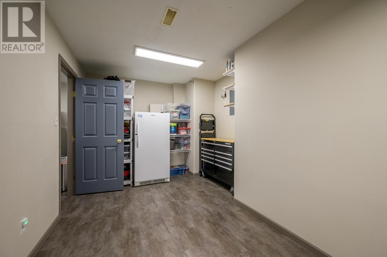 411 Aberdeen  Drive Unit# 1, Kamloops, British Columbia  V1S 1X2 - Photo 24 - 179977