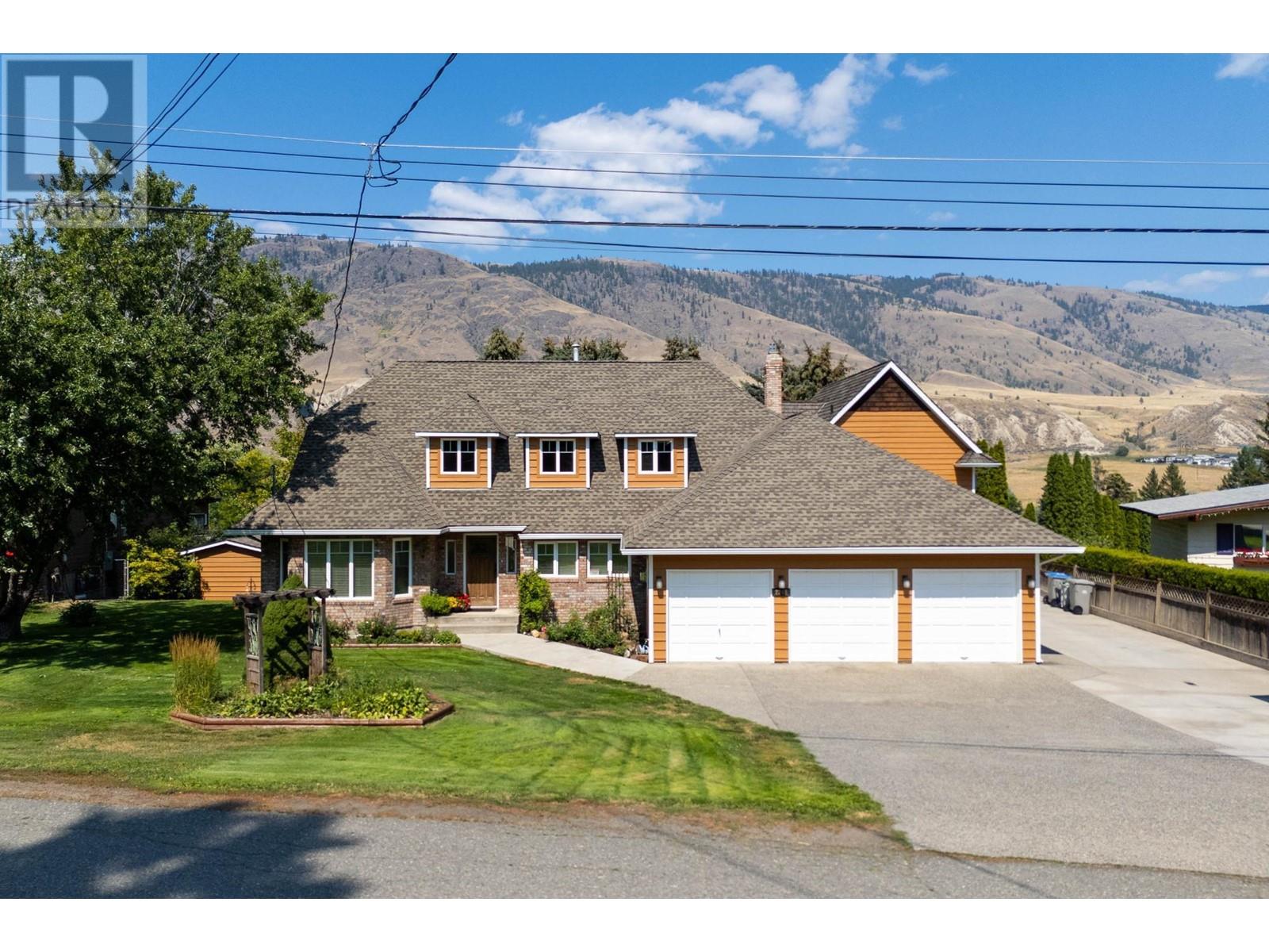 2246 CRESCENT  Drive Kamloops