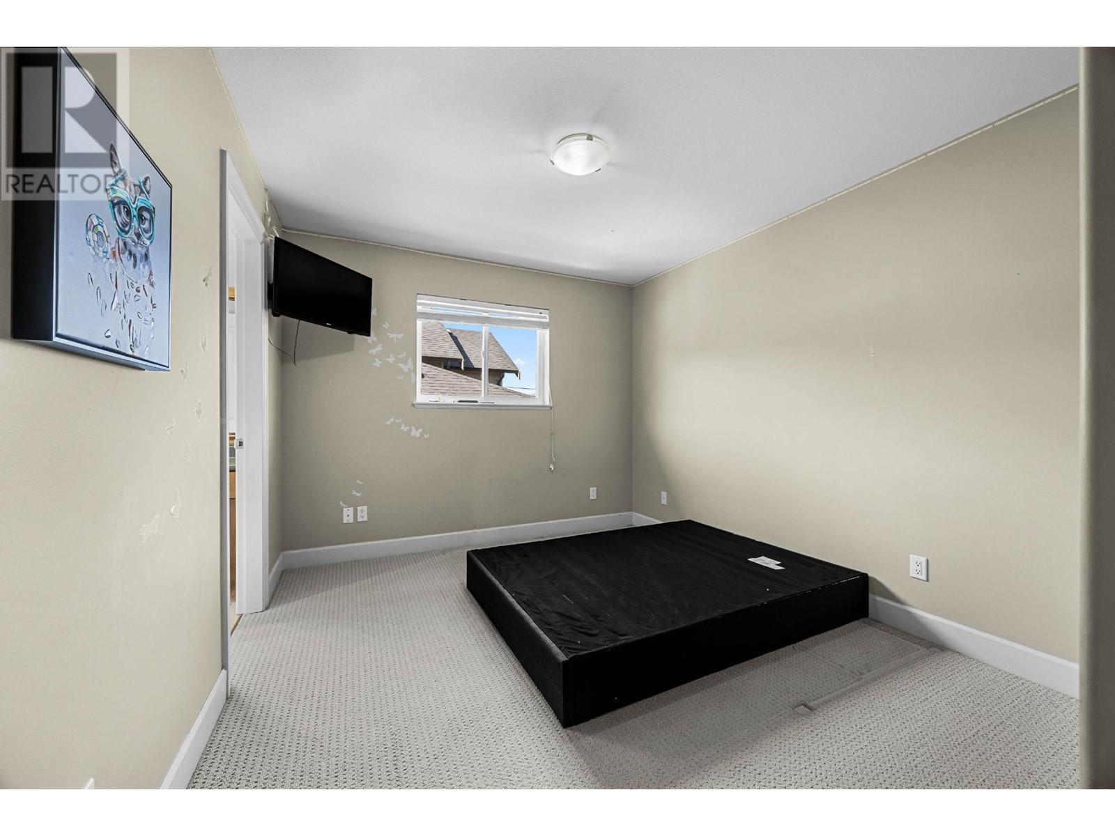 8960 BADGER Drive Kamloops