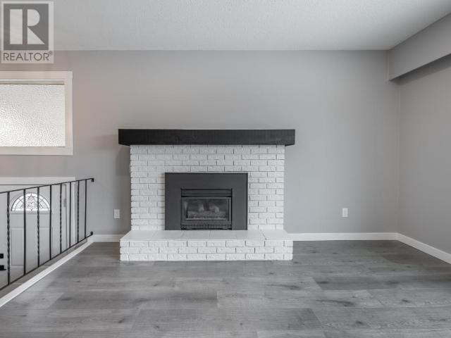 570 COLLINGWOOD  Drive Kamloops