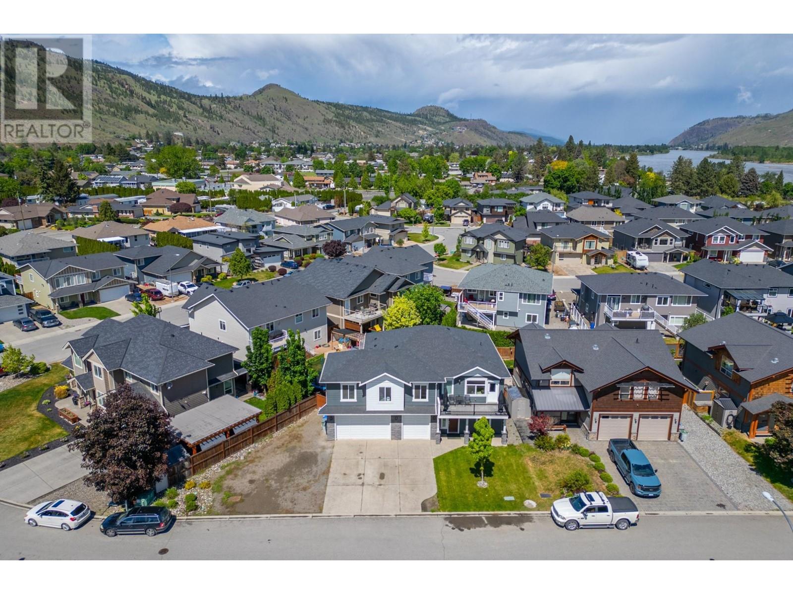 2765 BEACHMOUNT  Crescent Kamloops