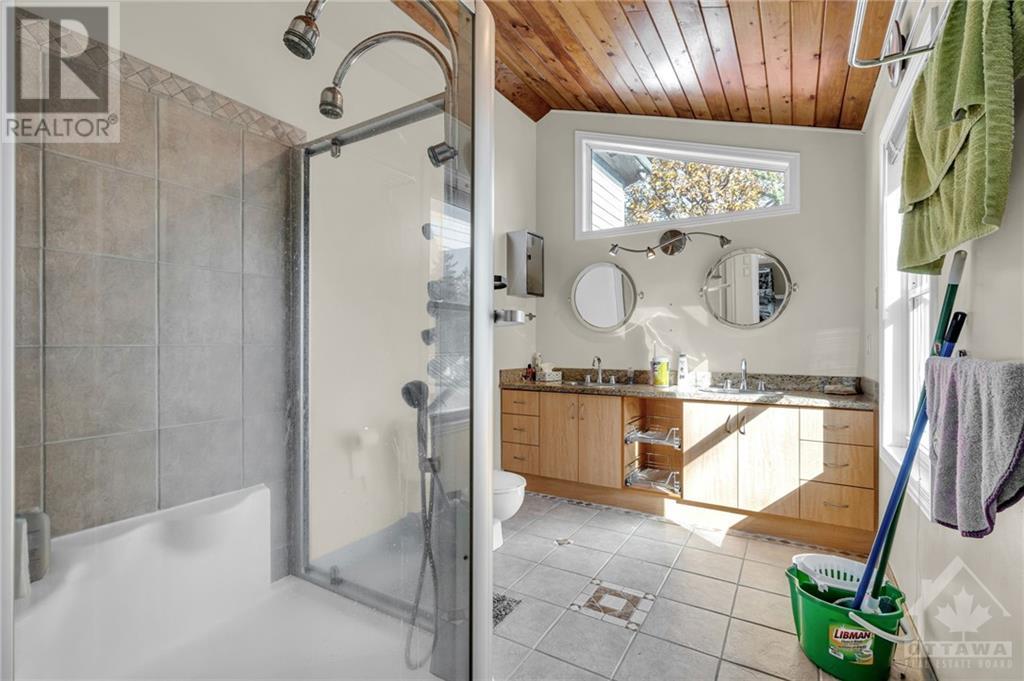 2322 Summerside DriveOttawa, Ontario  K4M 1B4 - Photo 20 - X9768531