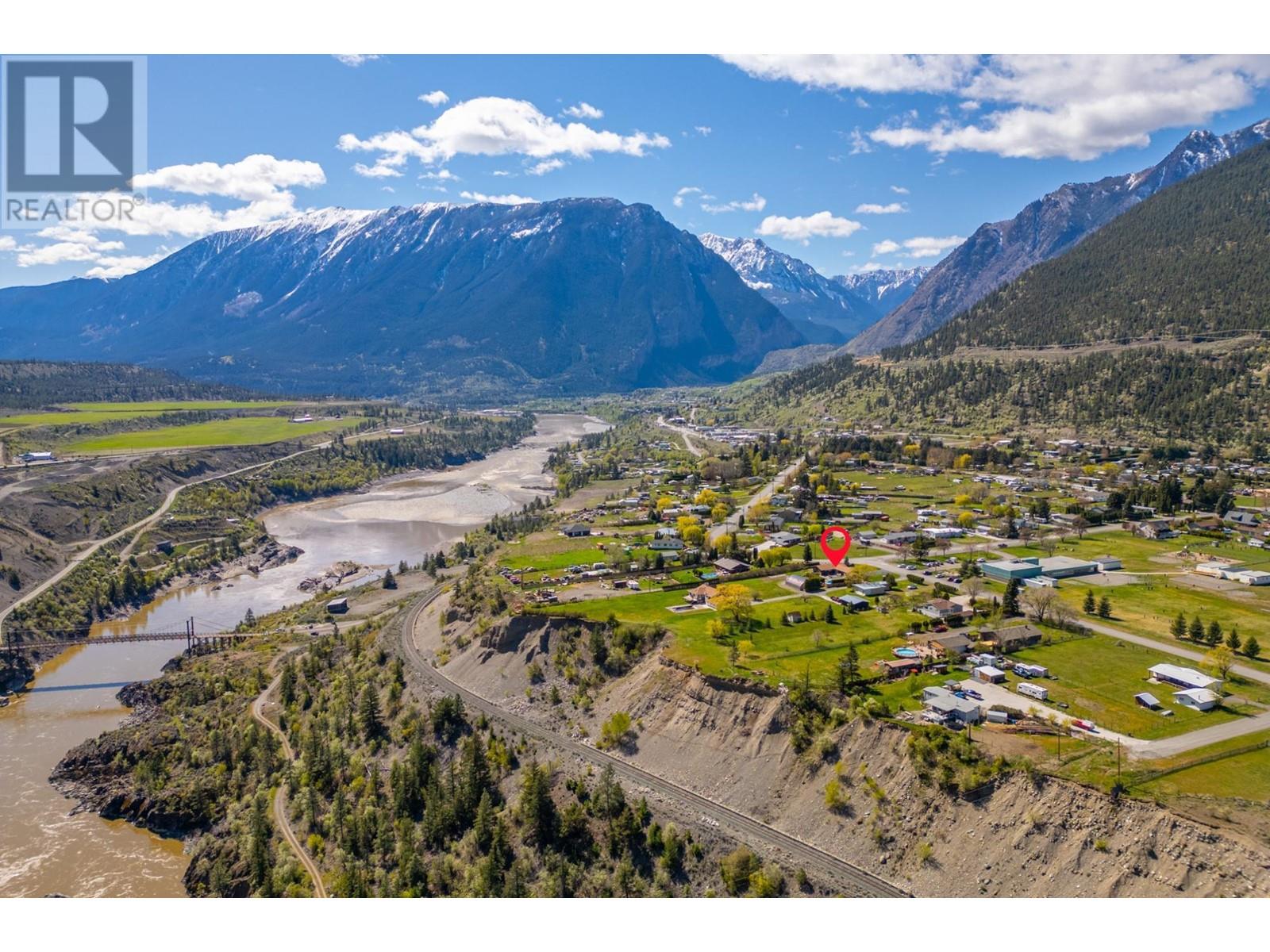 194 DESTE  Road Lillooet