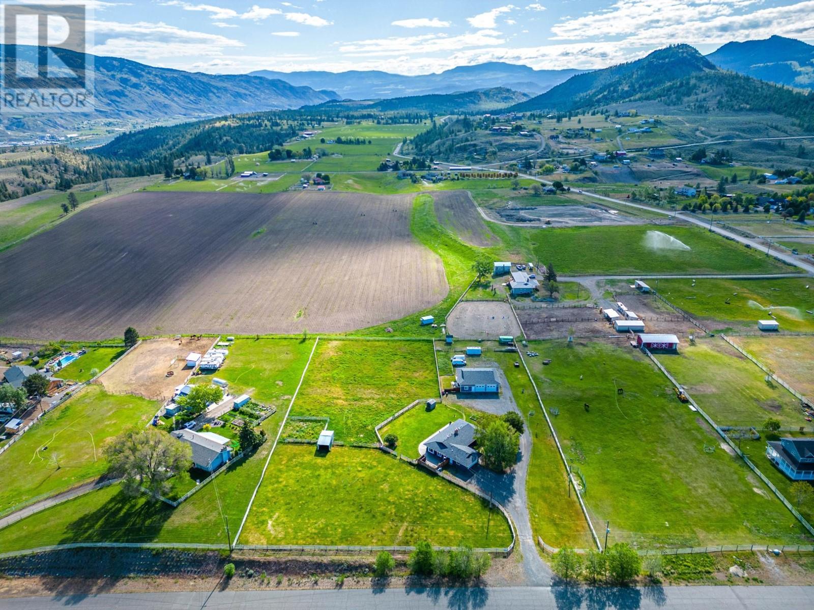 1922 GARDINER  Road Kamloops