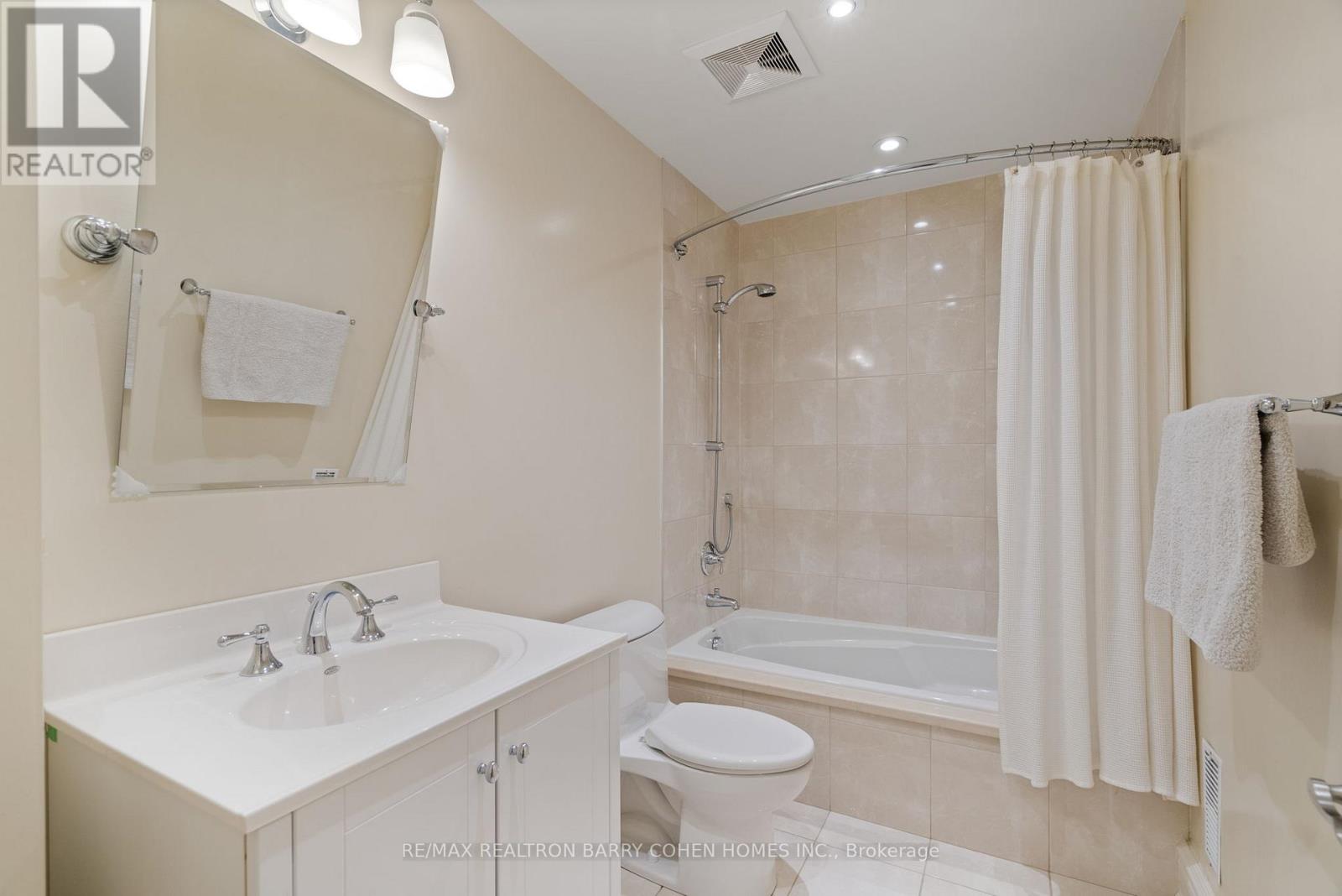 32 Ava Road, Toronto, Ontario  M5P 1Y4 - Photo 33 - C9510115