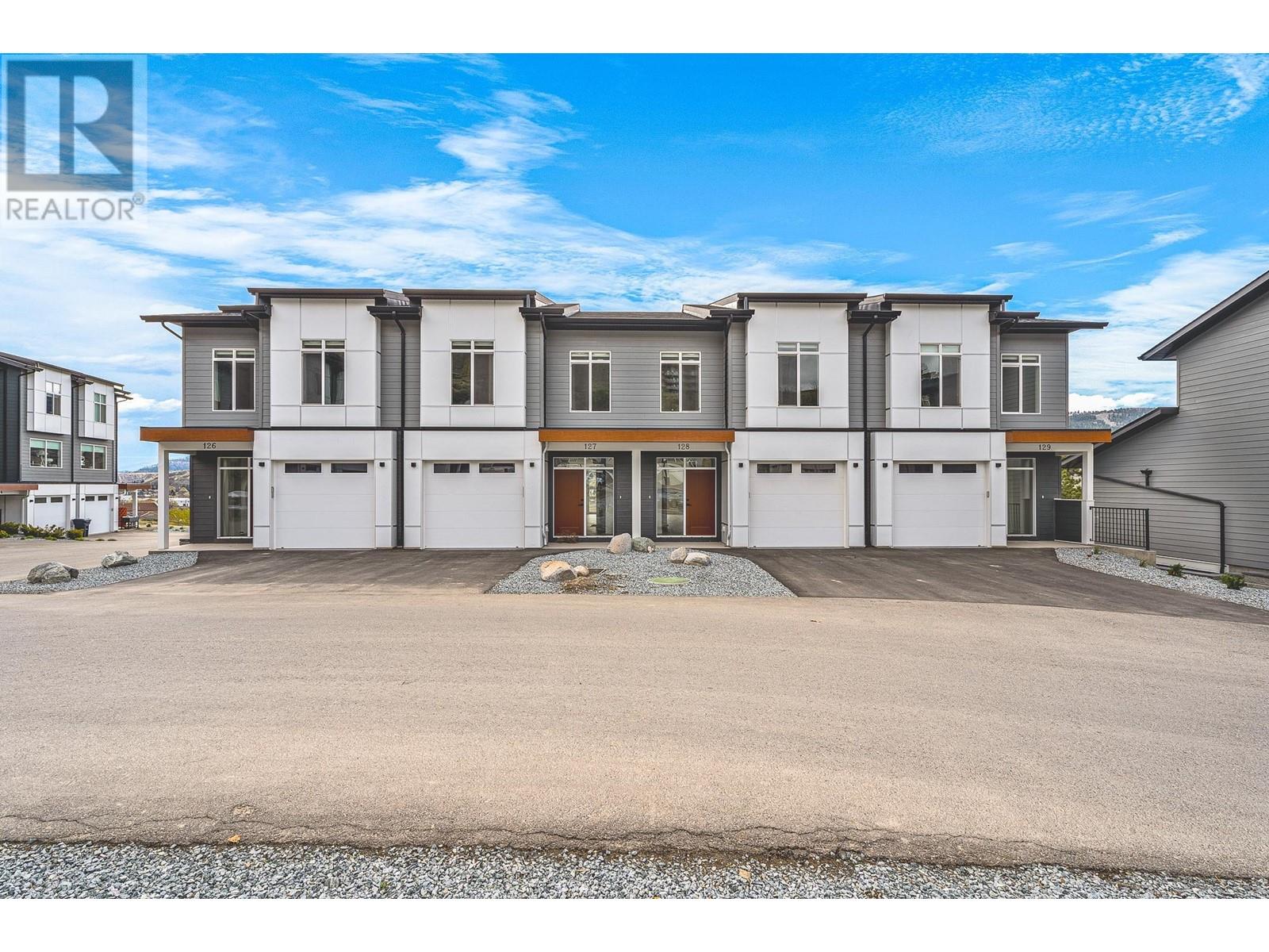 127 River Gate  Drive, Kamloops, British Columbia  V2H 0E4 - Photo 1 - 180748