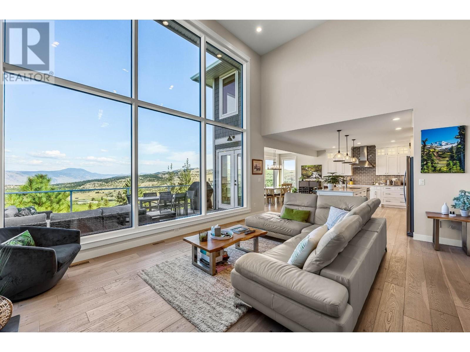 2680 TELFORD  Drive Kamloops