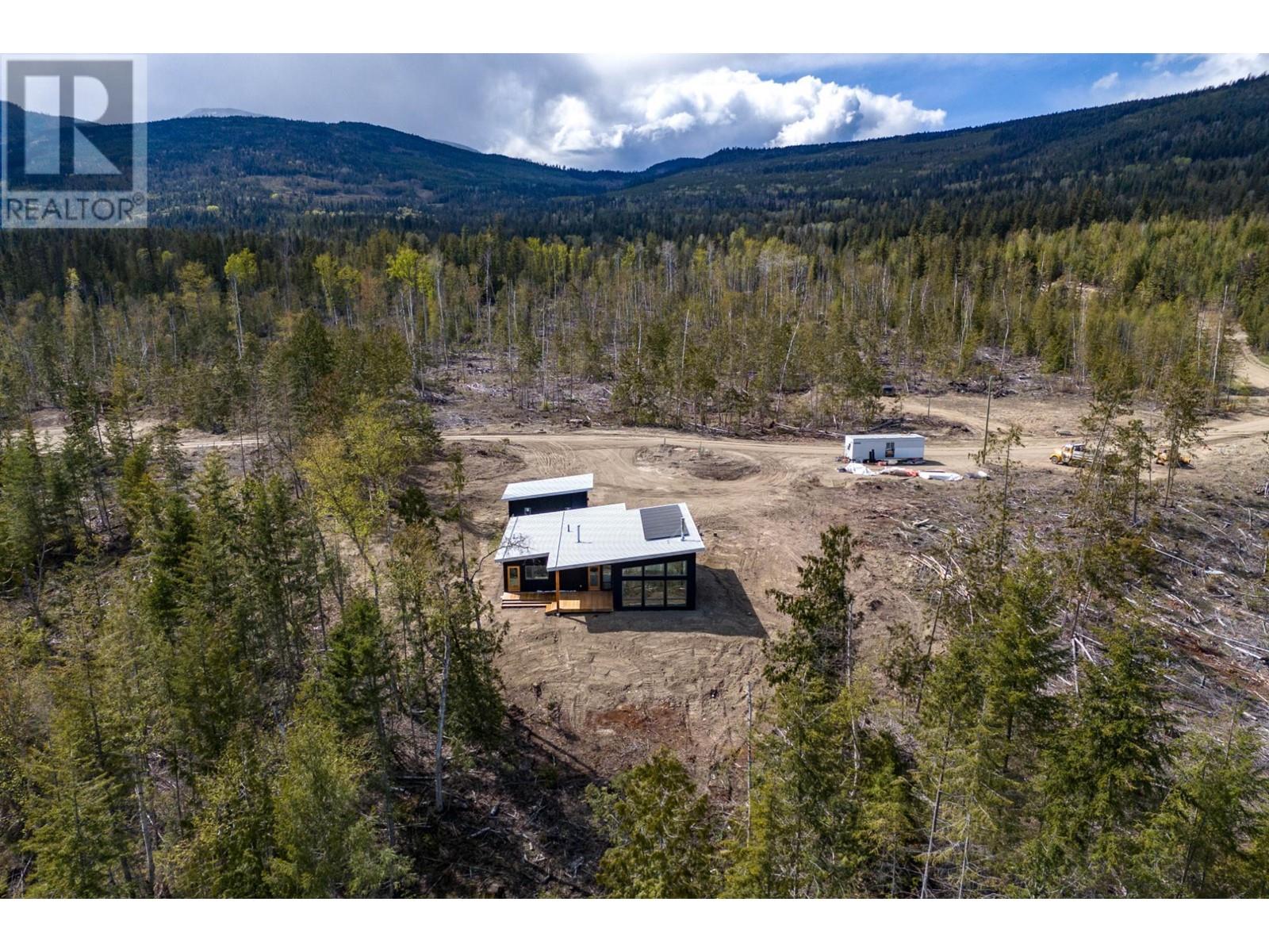 5600 Adams West Fsr Unit# Lot 13, Adams Lake, British Columbia  V0E 2E0 - Photo 36 - 178704