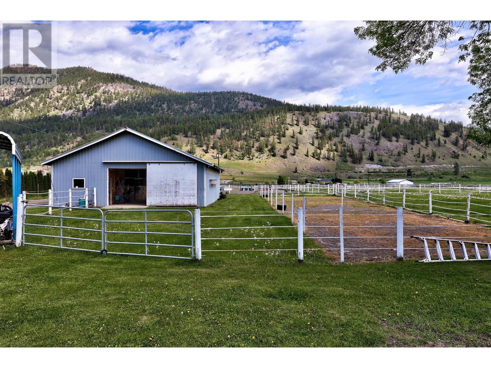 8717 Veteran  Road, Kamloops, British Columbia  V2H 1T7 - Photo 9 - 178658