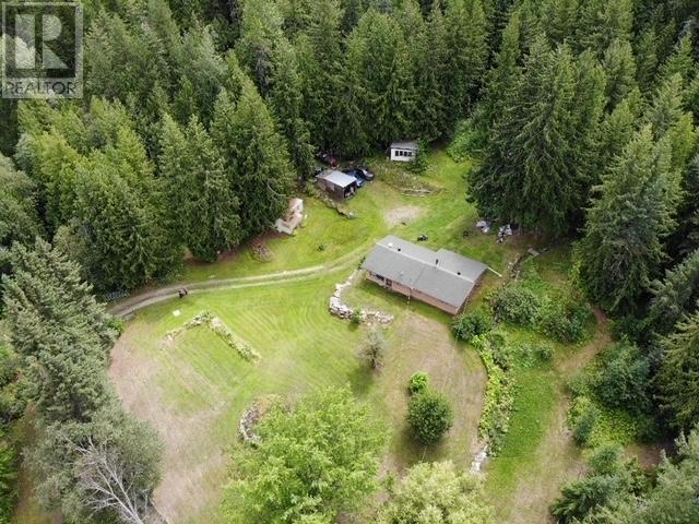 2055 AGATE BAY  Road Barriere