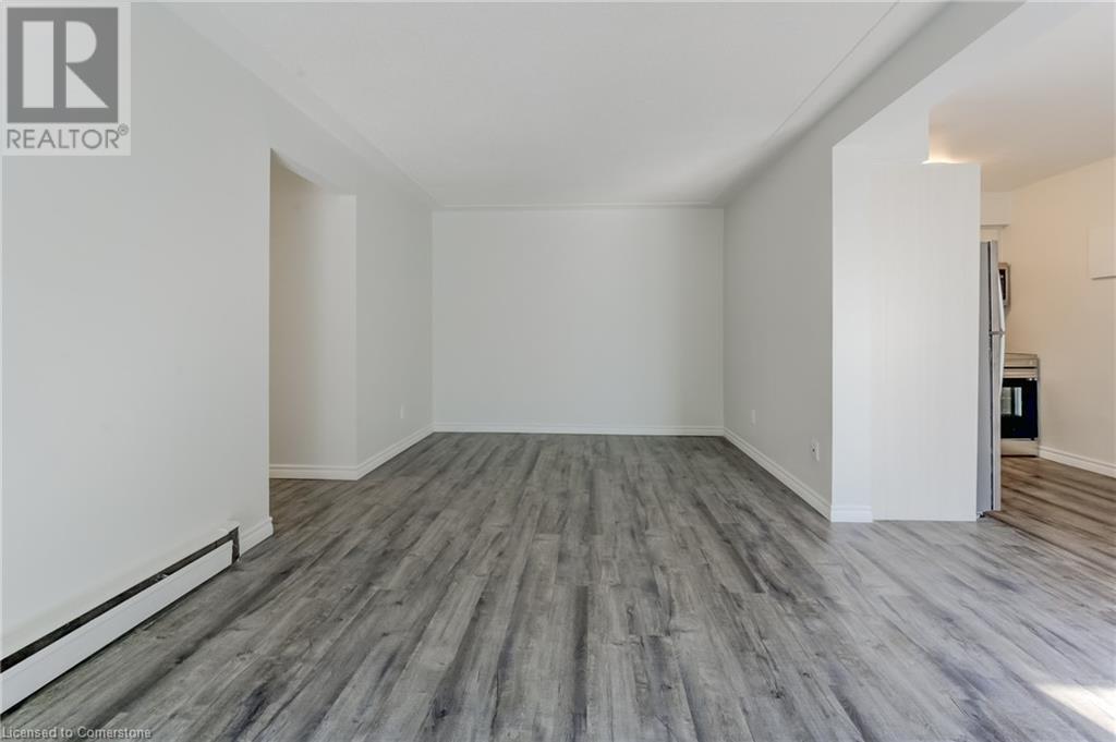 203 Mausser Avenue Unit# 7, Kitchener, Ontario  N2M 3K9 - Photo 8 - 40669036