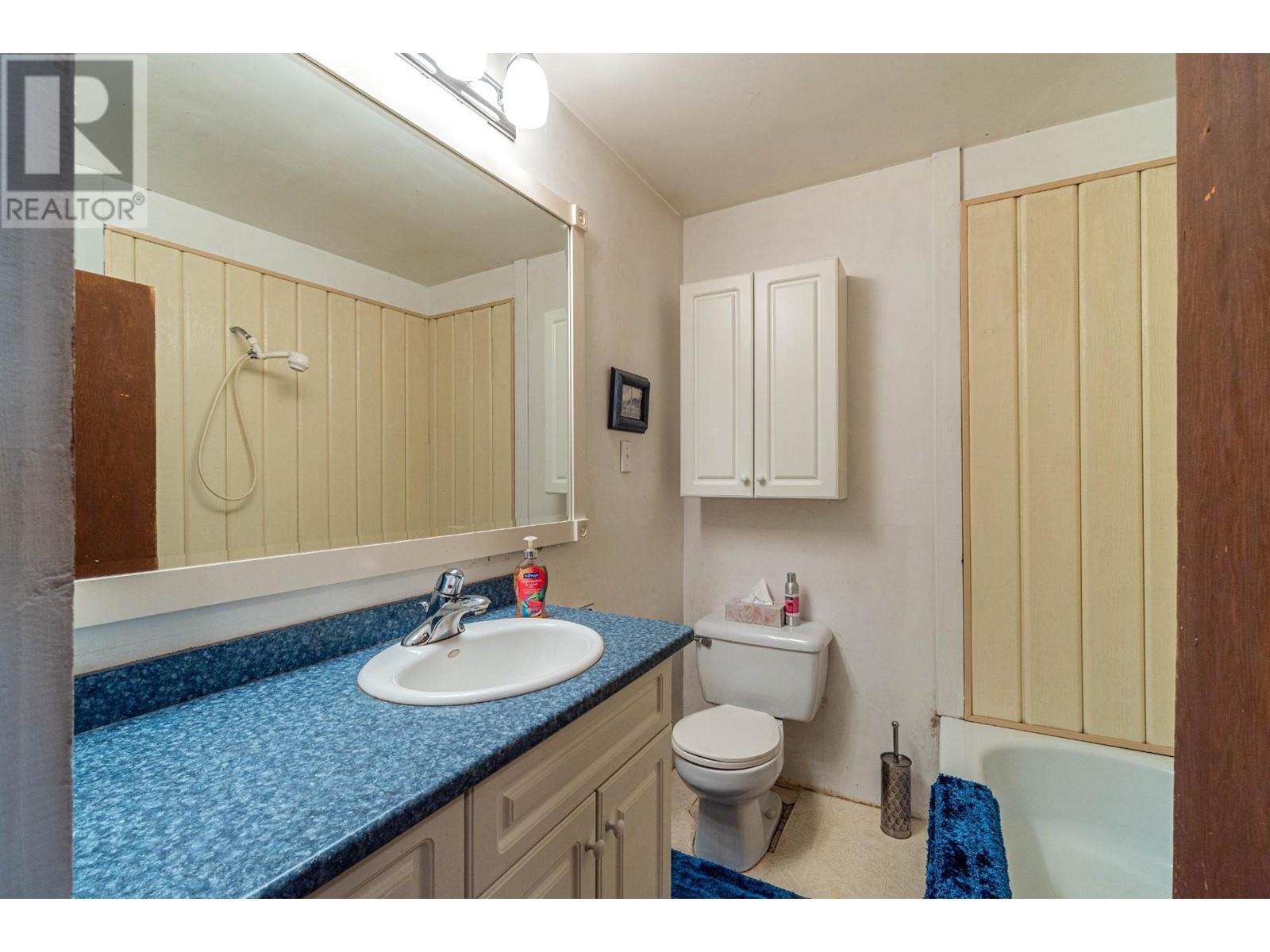 2044 PAUL LAKE Road Kamloops Photo 21