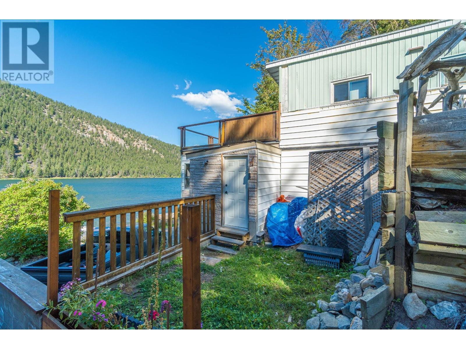 2044 PAUL LAKE Road Kamloops Photo 42