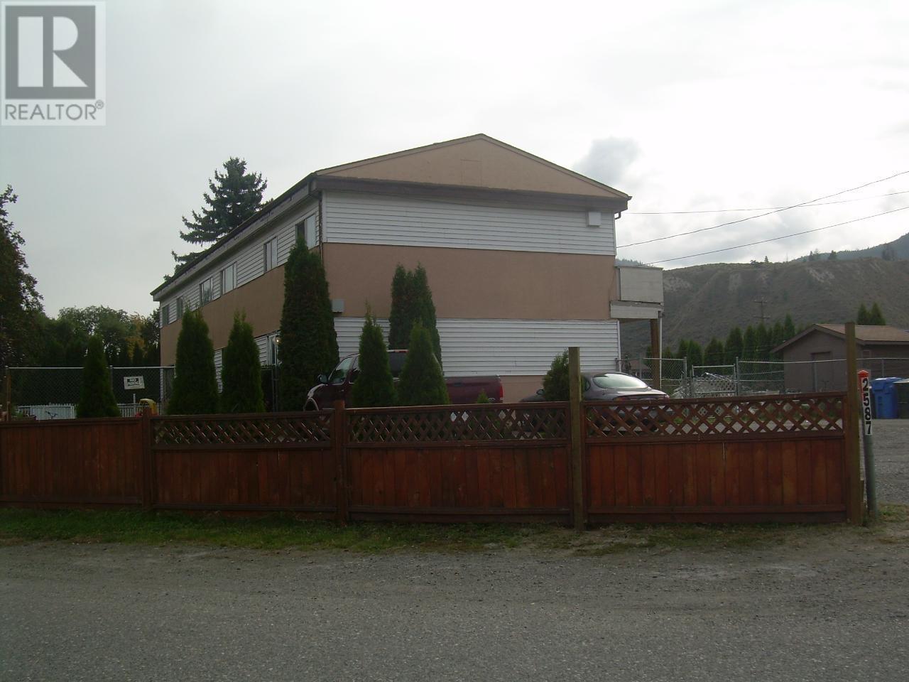 2575-2587 Thompson  Drive, Kamloops, British Columbia  V2C 4L5 - Photo 4 - 166881