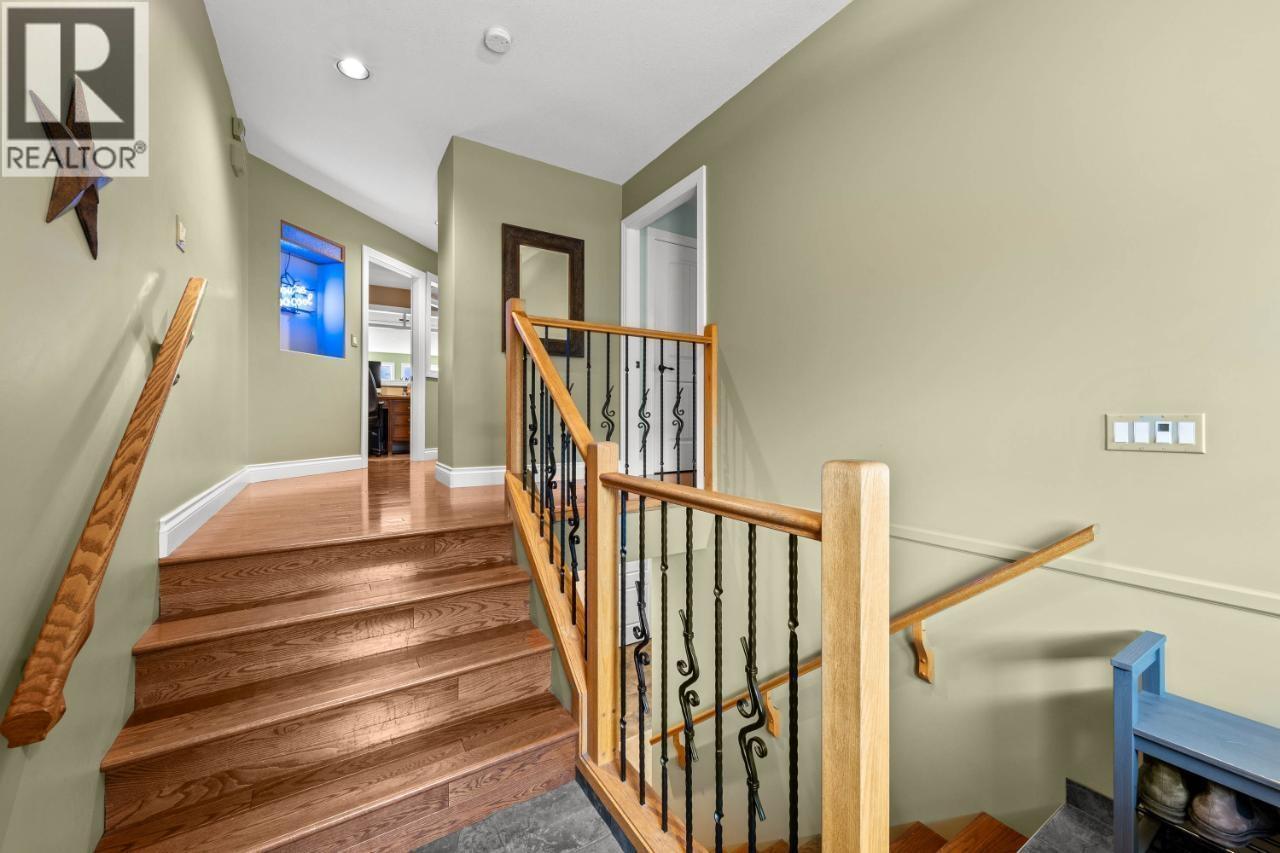 1491 PINE  Crescent Kamloops