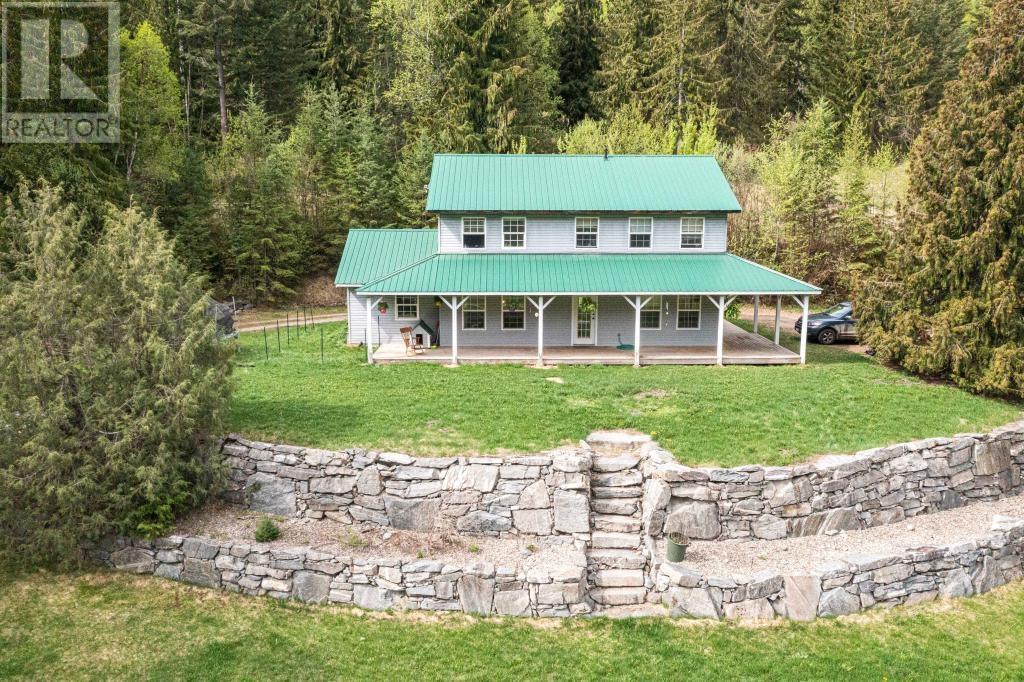 1125 PTARMIGAN Road, Chase, British Columbia