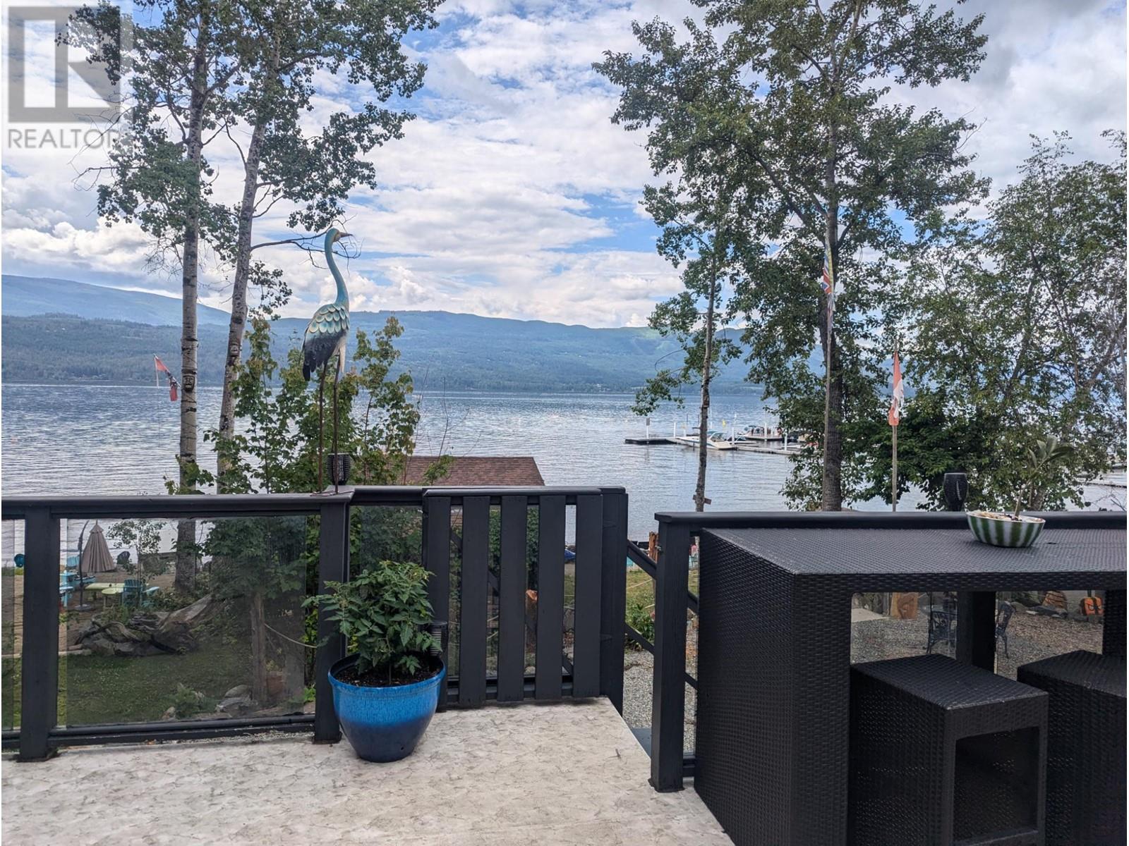 7780 BENTLEY  Road North Shuswap