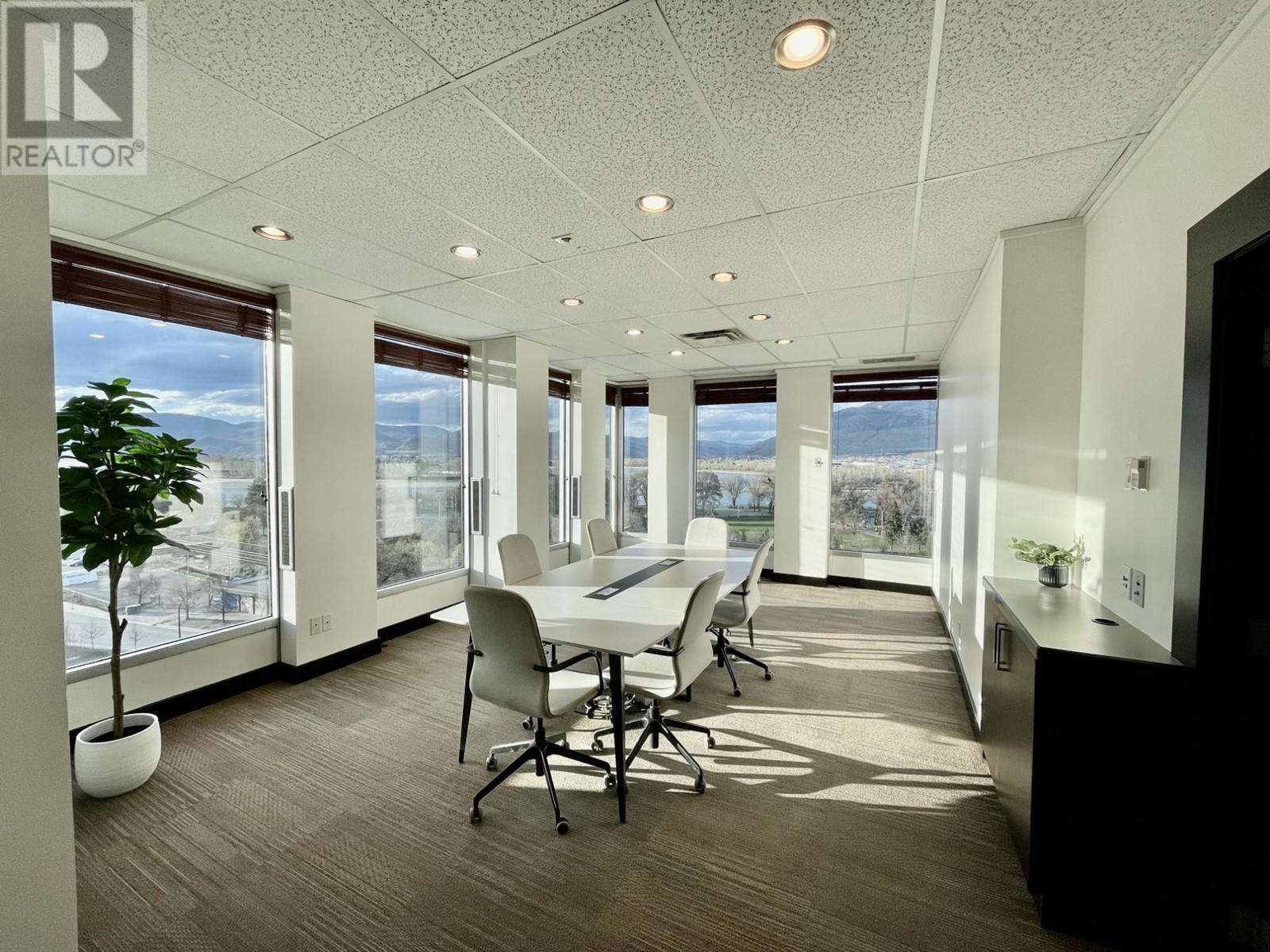 235 1st Avenue, Kamloops, British Columbia V5Y 1A6 - Photo 1 - 181204