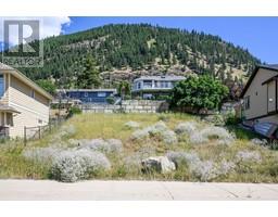 1249 MONTGOMERY Place, chase, British Columbia