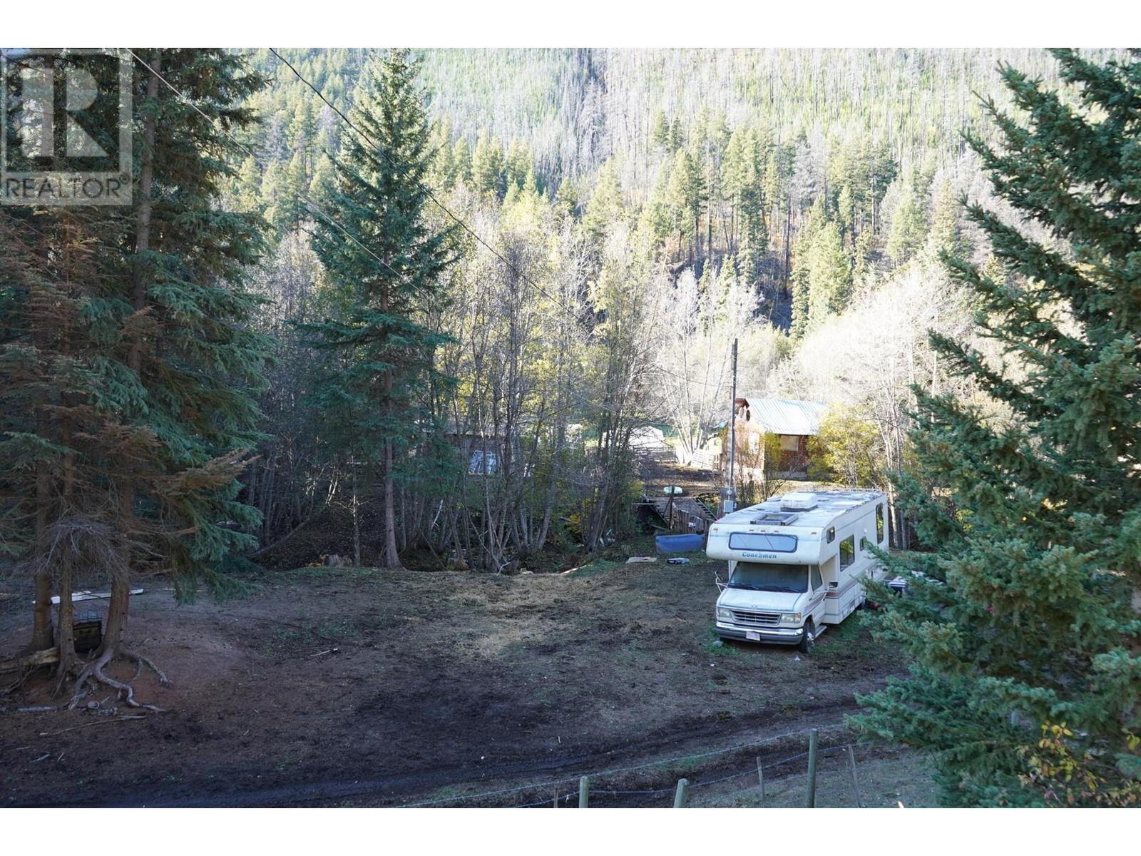 6881 JESMOND Road, Clinton, British Columbia