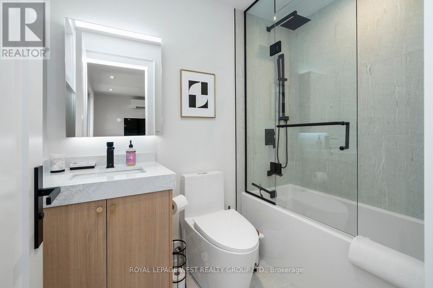 90r Eleventh Street, Toronto, Ontario  M8V 3G5 - Photo 26 - W9767794