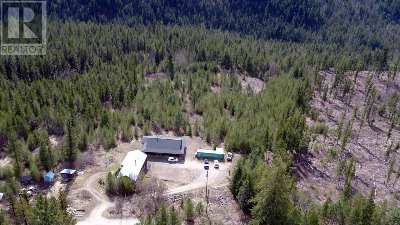 1612 FLUME Road Barriere