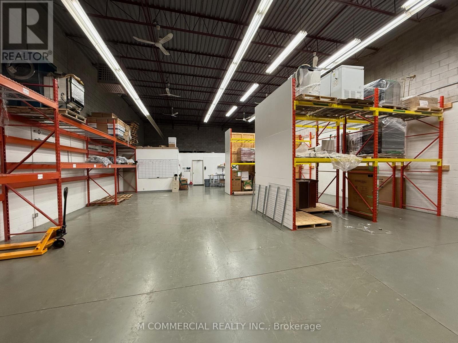 1327 Heine Court, Burlington (Industrial Burlington), Ontario  L7L 6A7 - Photo 8 - W9767821