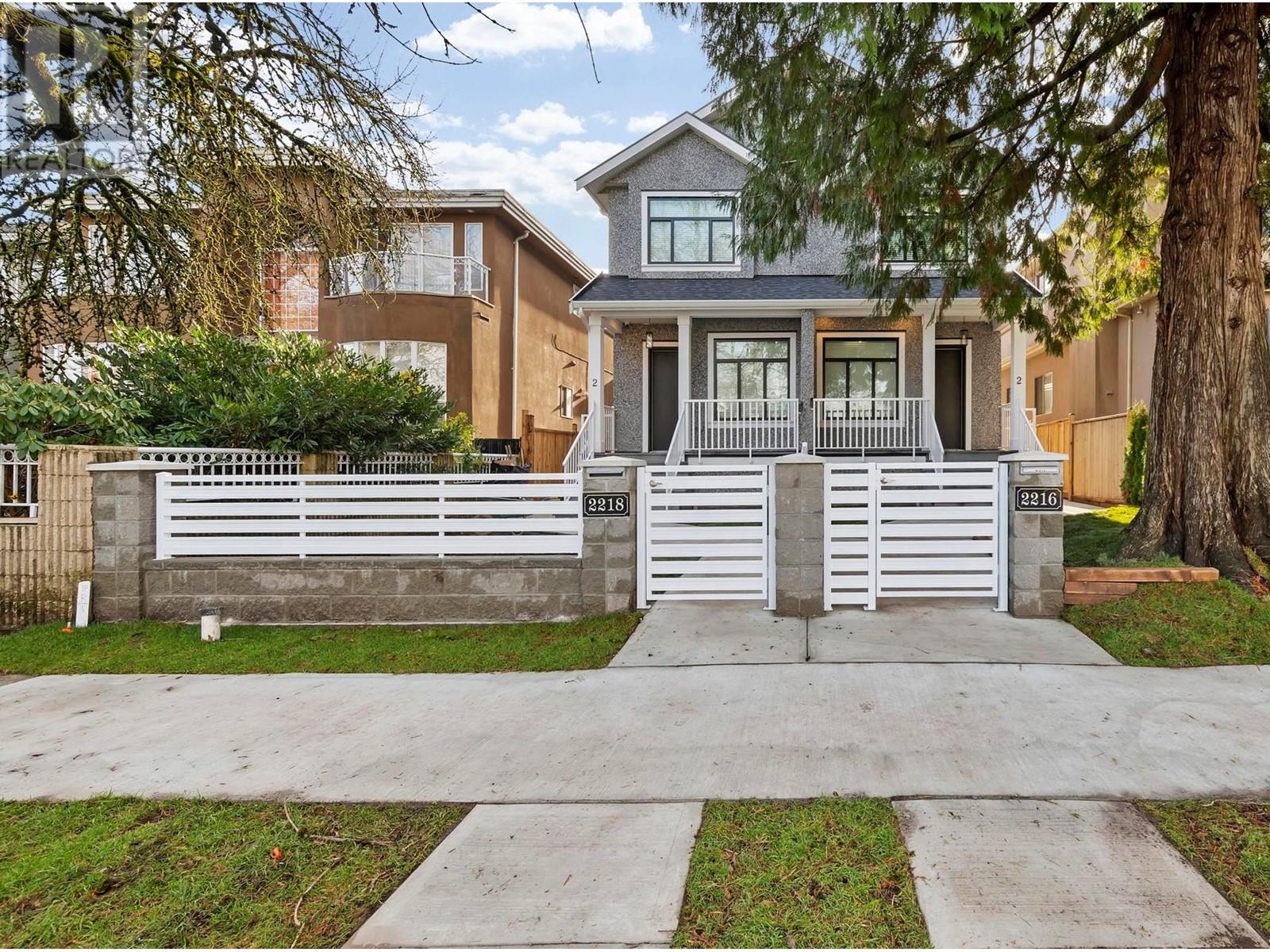 2216 E 38th Avenue, Vancouver, British Columbia  V5P 1H1 - Photo 1 - R2939854
