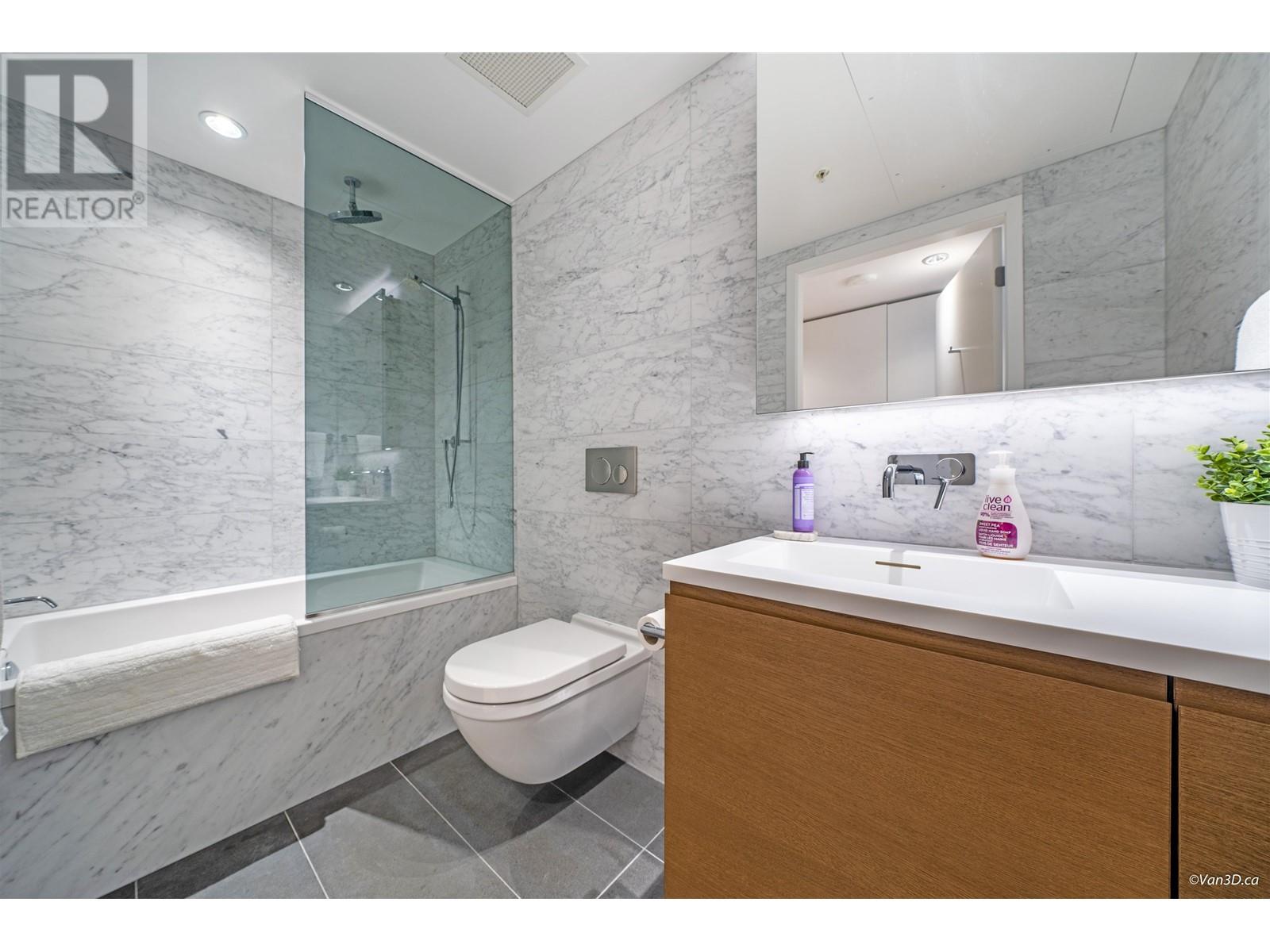 Listing Picture 12 of 30 : 2811 1289 HORNBY STREET, Vancouver / 溫哥華 - 魯藝地產 Yvonne Lu Group - MLS Medallion Club Member