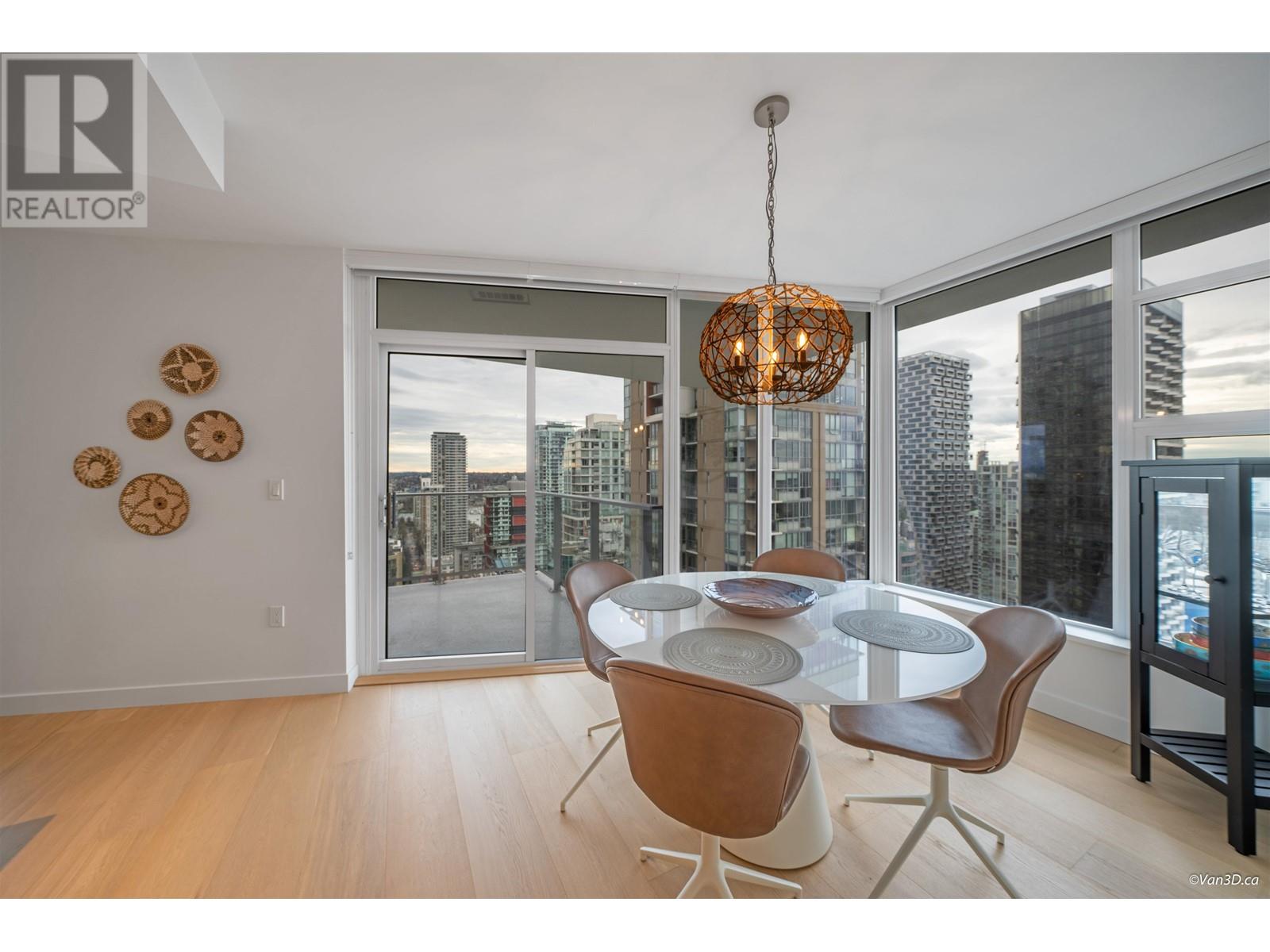 Listing Picture 4 of 30 : 2811 1289 HORNBY STREET, Vancouver / 溫哥華 - 魯藝地產 Yvonne Lu Group - MLS Medallion Club Member