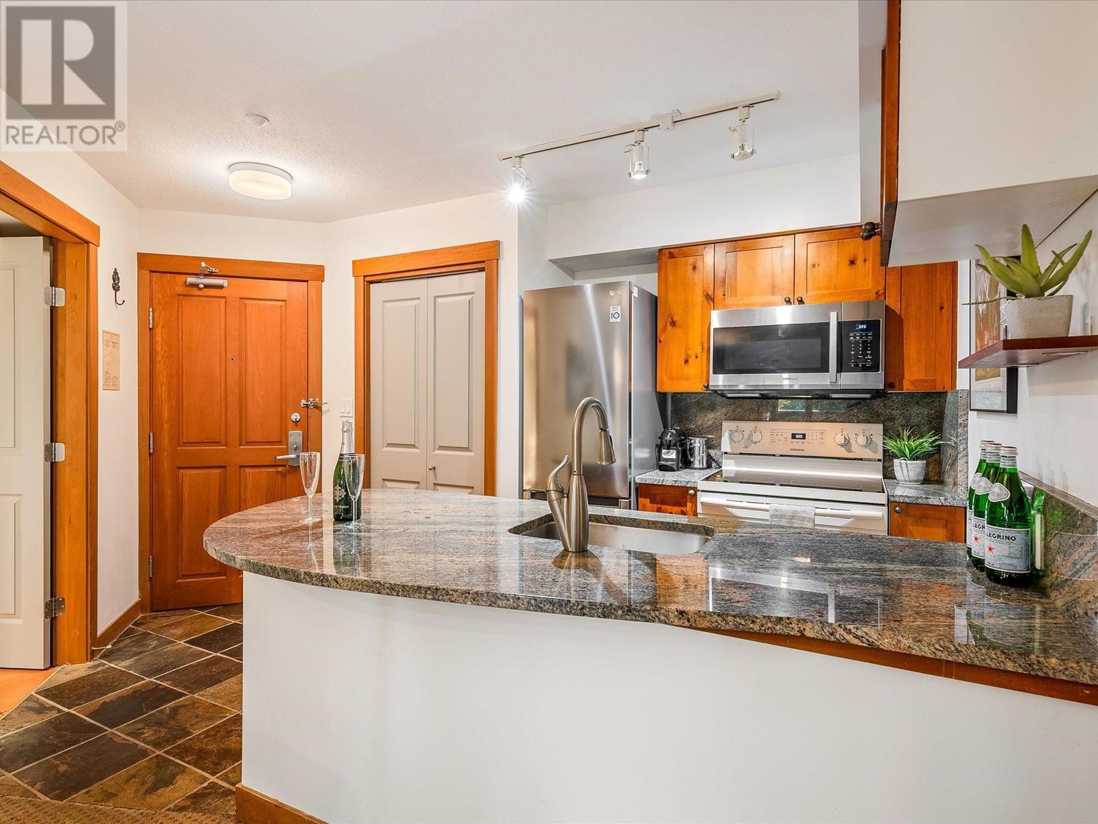414 4660 Blackcomb Way, Whistler, British Columbia V8E 0Y8 - Photo 8 - R2939870