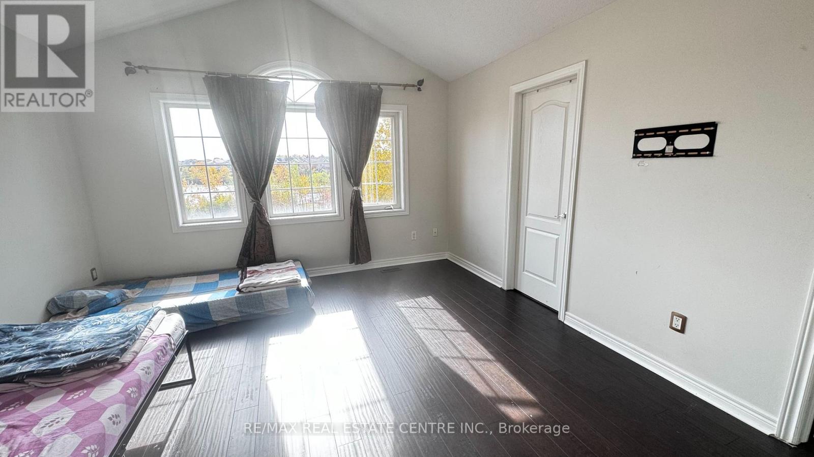 Upper - 56 Southlake Boulevard, Brampton, Ontario  L6V 4P3 - Photo 31 - W9767515