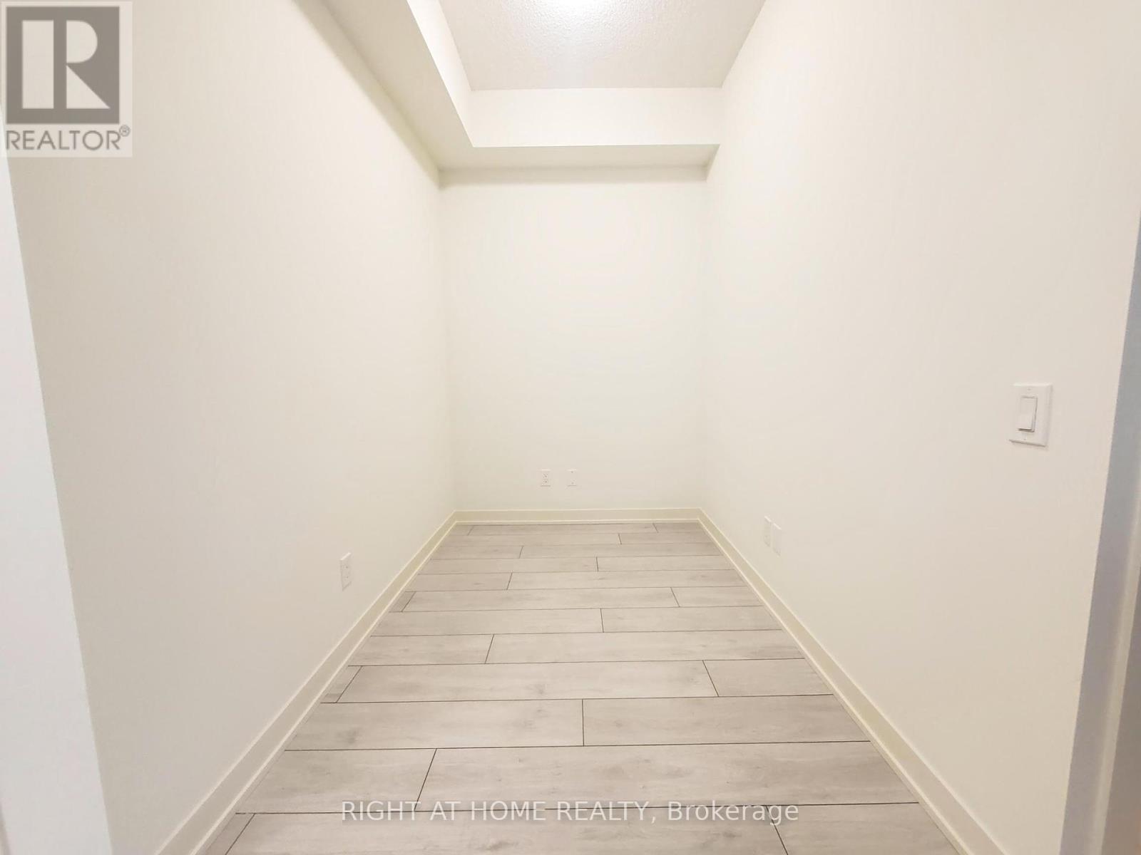 1111 - 4955 Yonge Street, Toronto, Ontario  M2N 5N6 - Photo 11 - C9767866