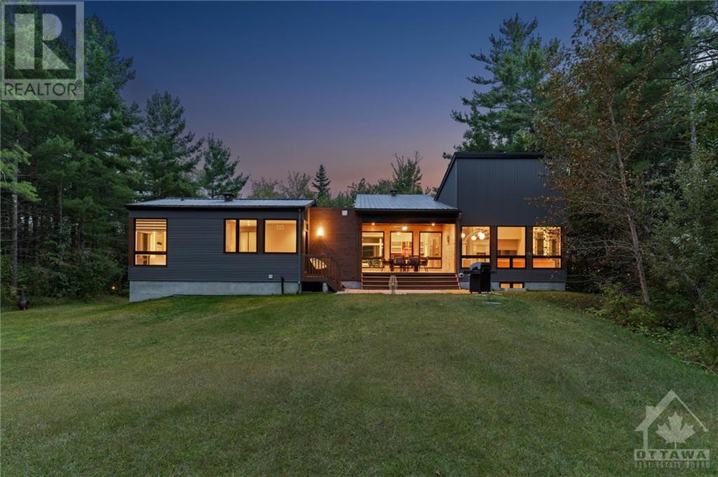 108 Edith Margaret PlaceOttawa, Ontario  K2W 1A8 - Photo 28 - X9768610