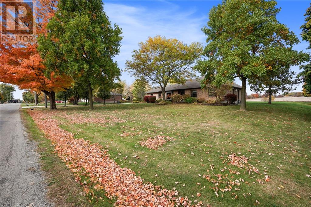 8360 English Church Road, Hamilton, Ontario  L0R 1W0 - Photo 3 - 40669309