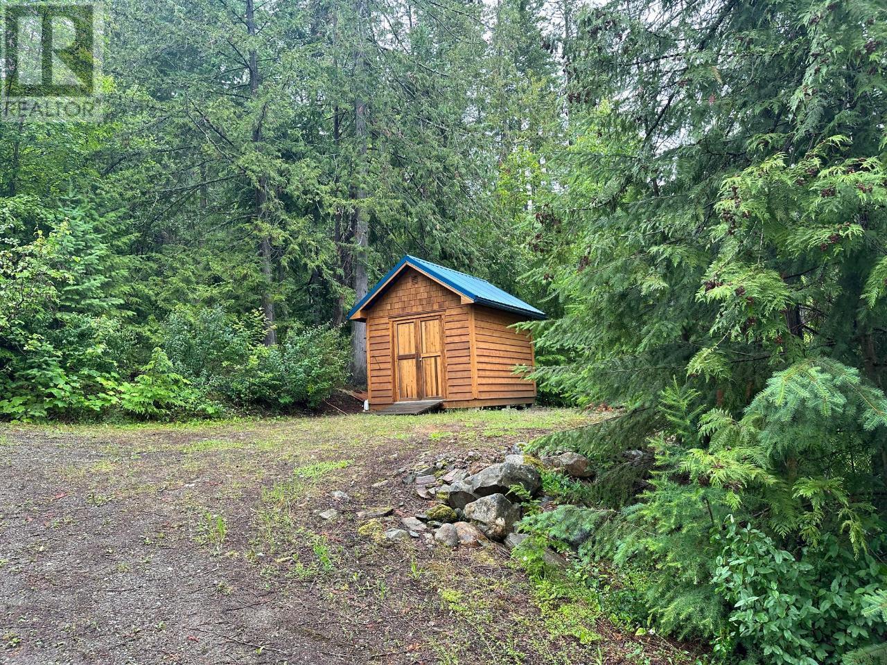 4754 TWIN BAYS  Road Kaslo