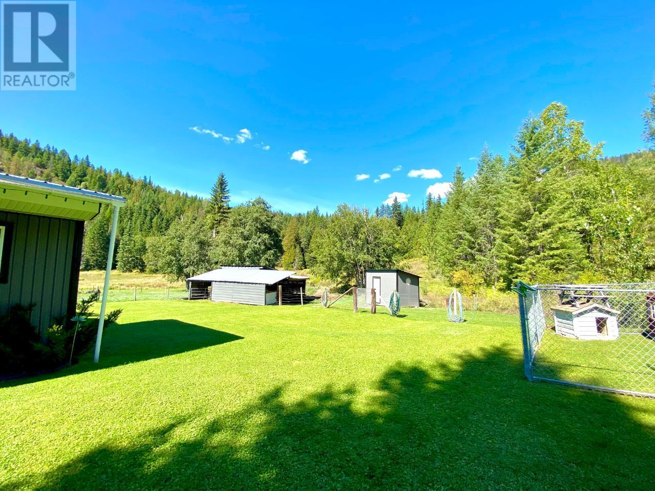 2505 BARLEY Road Rossland