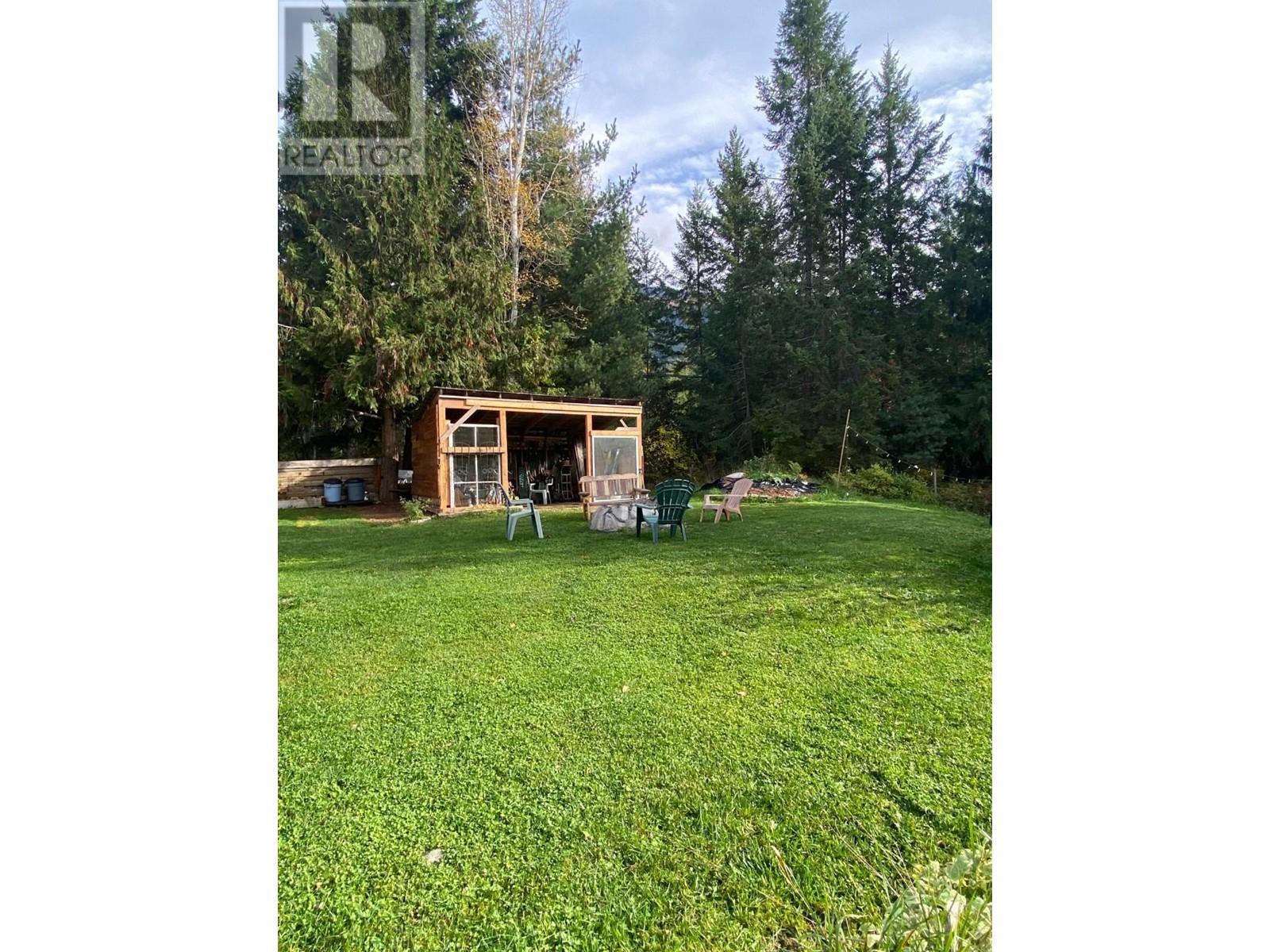 507 ARLINGTON  Road Slocan