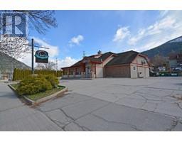 712 NELSON Avenue, nelson, British Columbia