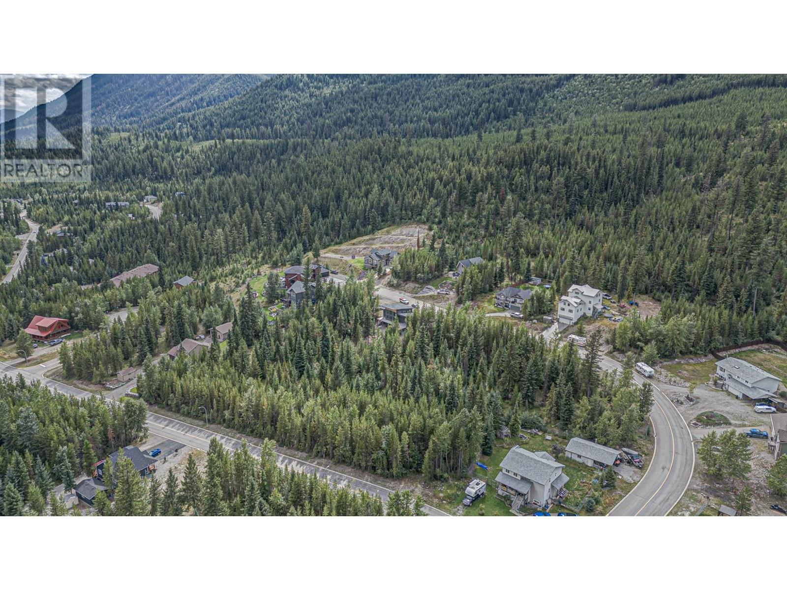 79 Deerborne Drive, Elkford, British Columbia  V0B 1H0 - Photo 9 - 2474509