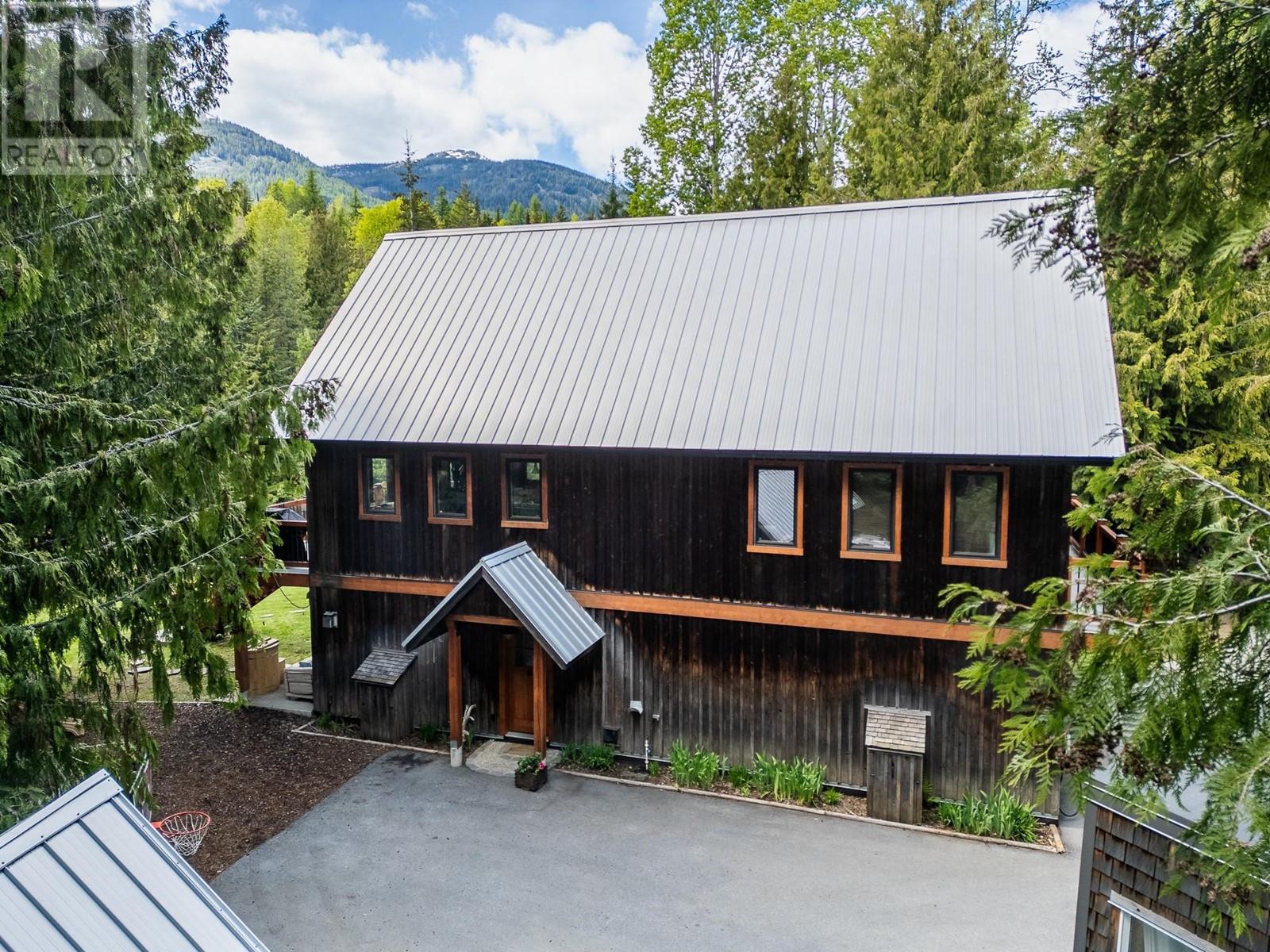 4630 MANN  Road Rossland