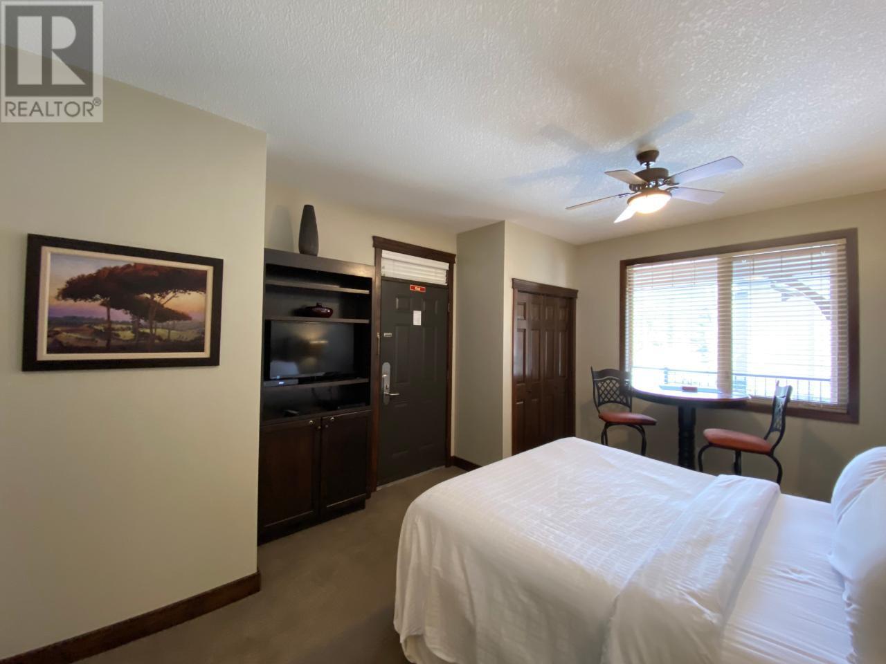 600 BIGHORN  Boulevard Unit# 633D Radium Hot Springs