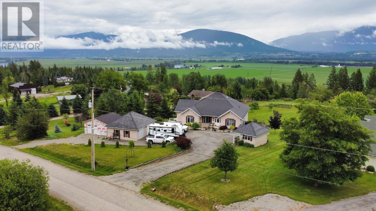 1062 Simmons Road, Creston, British Columbia V0B 1G7 - Photo 47 - 2475283