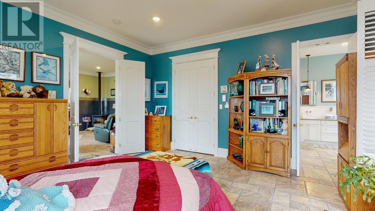 1062 Simmons Road, Creston, British Columbia V0B 1G7 - Photo 12 - 2475283