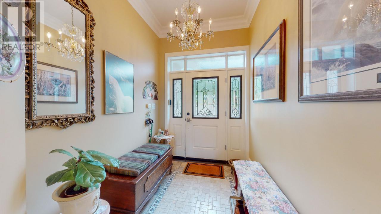 1062 Simmons Road, Creston, British Columbia V0B 1G7 - Photo 2 - 2475283