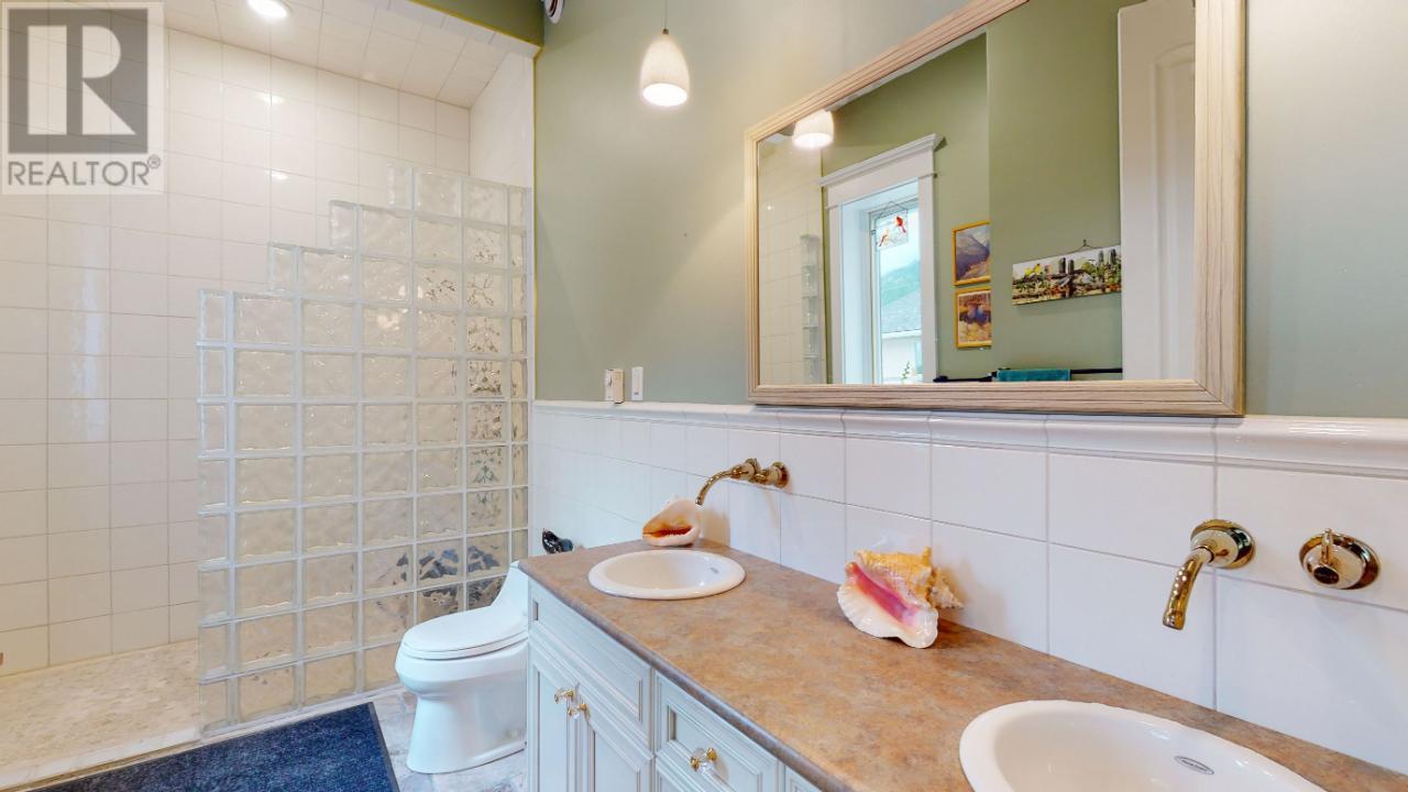 1062 Simmons Road, Creston, British Columbia V0B 1G7 - Photo 22 - 2475283