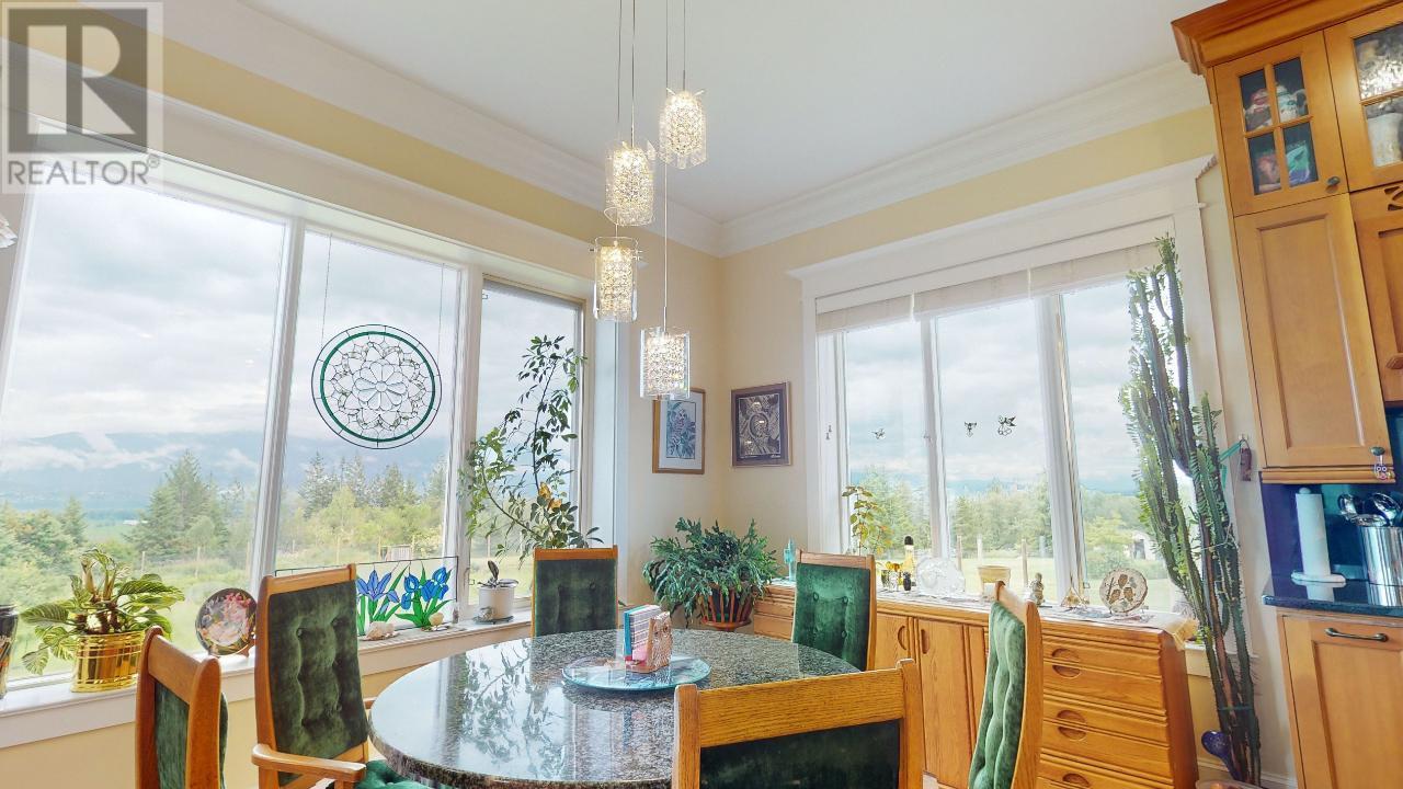 1062 Simmons Road, Creston, British Columbia V0B 1G7 - Photo 7 - 2475283