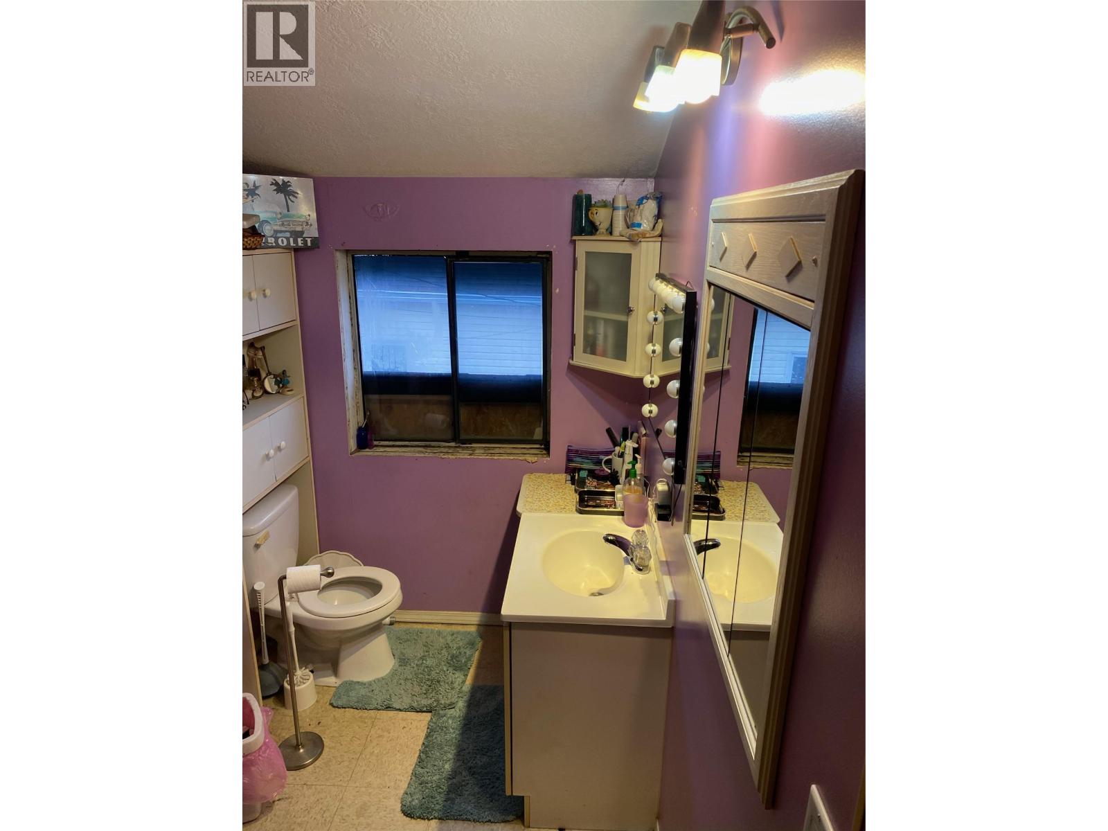 1005 Railway Boulevard, Creston, British Columbia V0B 1G3 - Photo 10 - 2475518