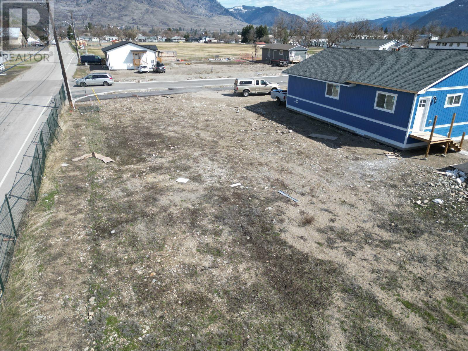 7125 22nd Avenue, Grand Forks, British Columbia V0H 1H0 - Photo 3 - 2475641