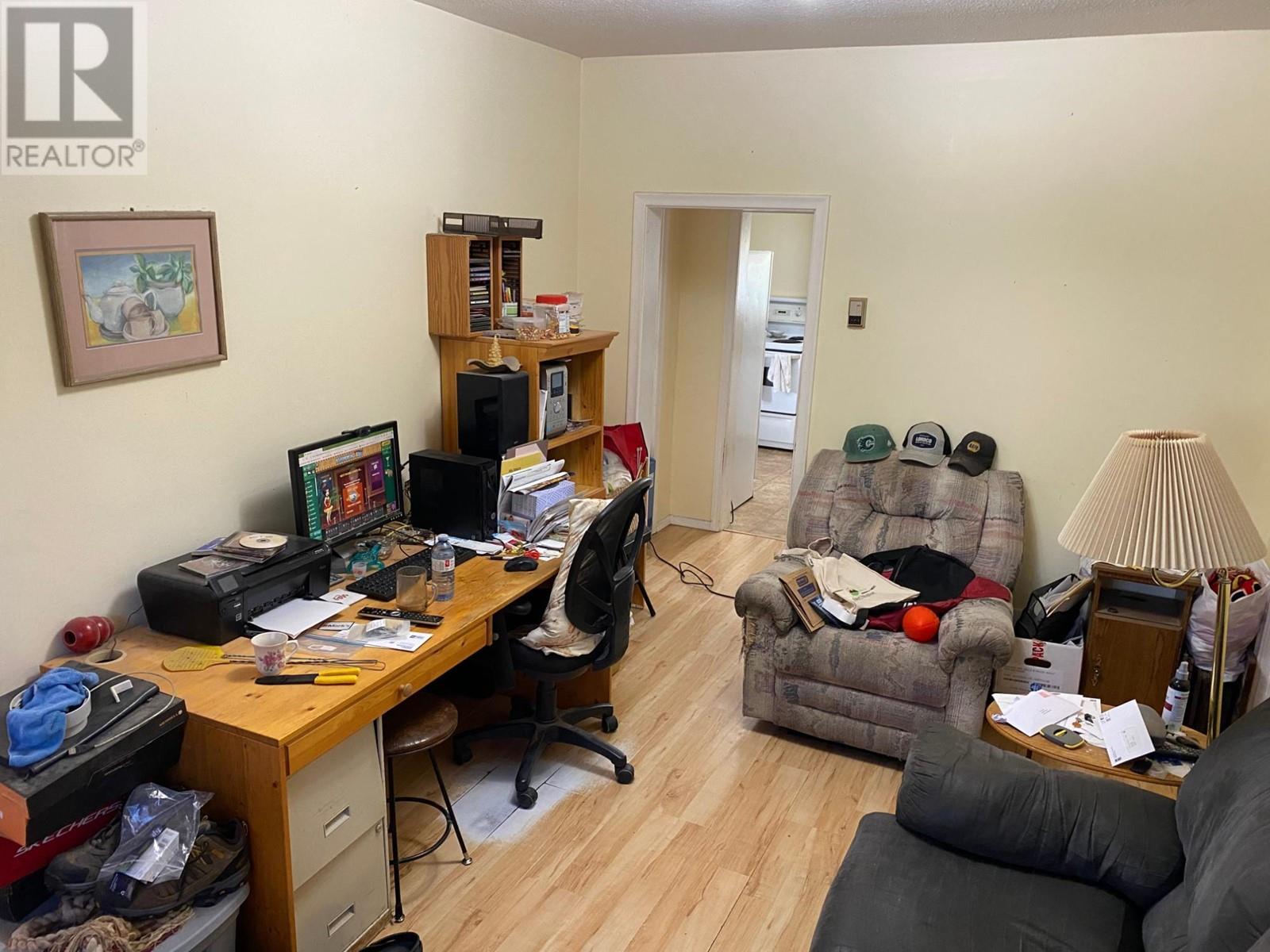 229 9th S Avenue, Creston, British Columbia V0B 1G3 - Photo 11 - 2475845